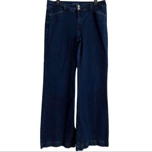 Womens Levi's Demi Curve Classic Flare Jeans 12/31